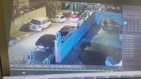 فيديو : سرق سيارة من نتانيا وعلق على درج في الطيبة